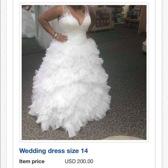 Gently worn wedding dress size 14 - Picture 2 of 3